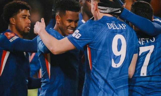 世界杯官方客户端下载-【足总杯】内托“黑色星期五”戴帽 切尔西4比0赫尔城