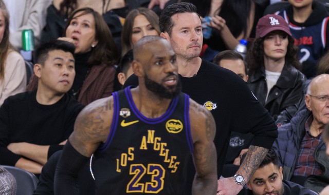 世界杯官方客户端下载-雷迪克：每个人都为赢球做出了贡献 而勒布朗起到了引领作用