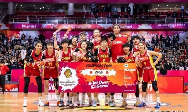 世界杯手机官网直播app下载入口-女篮险胜捷克引热议！苏群：张子宇与现代篮球脱轨 很难再有李梦了