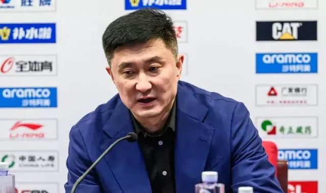 世界杯客户端升级下载-胡明轩徐杰低迷原因出炉！杜锋亲承身体状态不好，要尽快调整了！